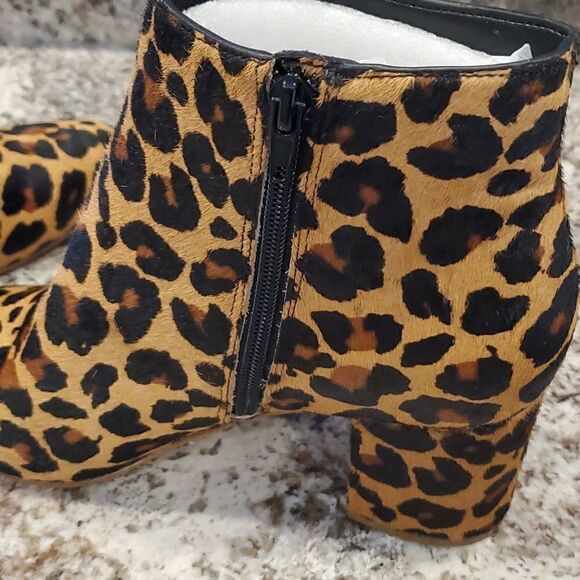 Floriann Bootie Size 9 1/2 M NWT - Picture 12 of 14